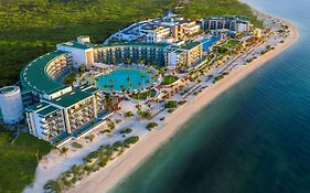 Haven Riviera Cancun Resort & Spa